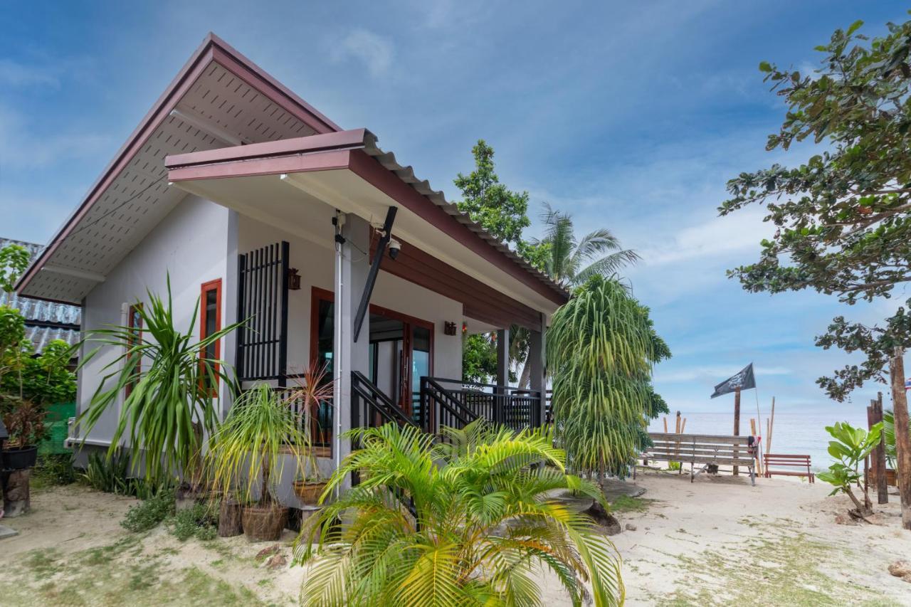 Ibiza Bungalows Haad Yao Exterior photo