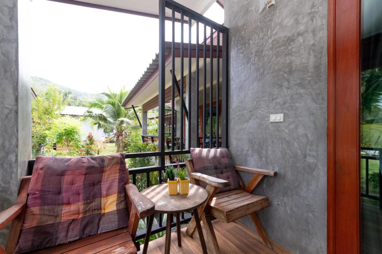 Ibiza Bungalows Haad Yao Exterior photo