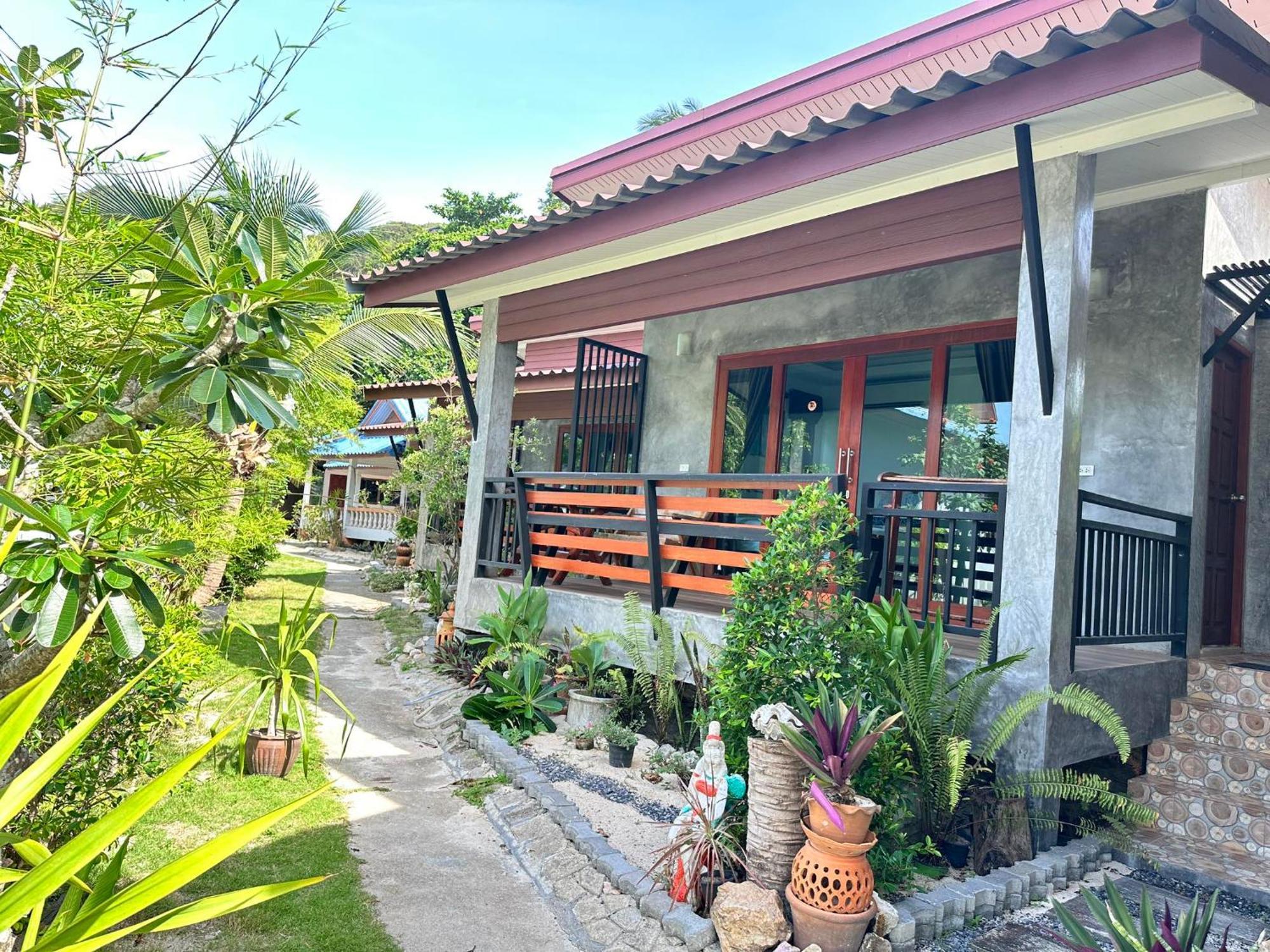 Ibiza Bungalows Haad Yao Exterior photo