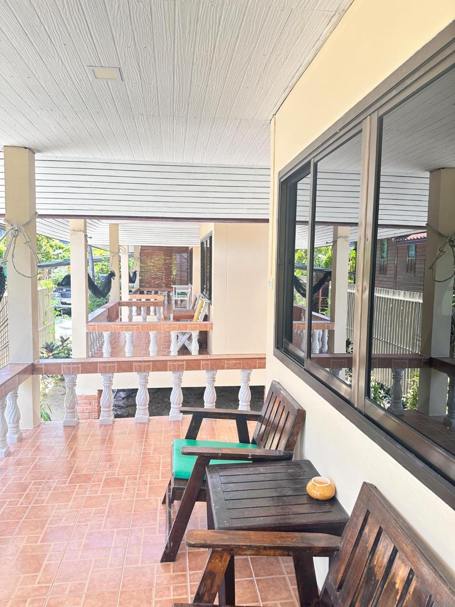 Ibiza Bungalows Haad Yao Exterior photo